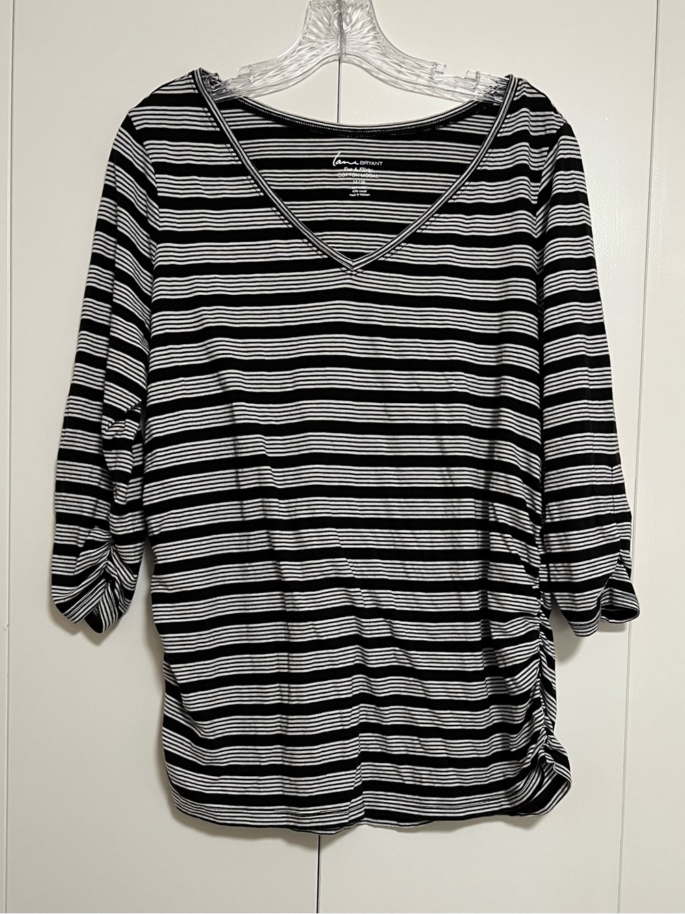 Lane Bryant Fun and Flirty Shirt Black & White Stripe Ruched Top Plus Size 14/16
